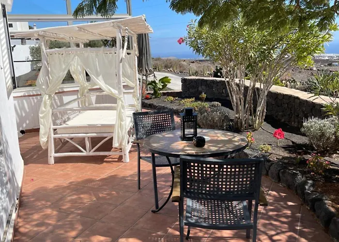 Castillo Lanzarote Winni - Luxury - Pet Friendly With Heated Pool