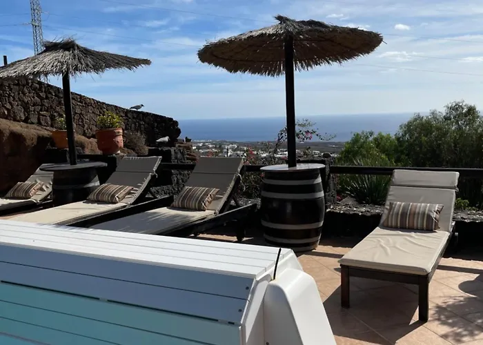 Castillo Lanzarote Winni - Luxury - Pet Friendly With Heated Pool La Asomada (Lanzarote)