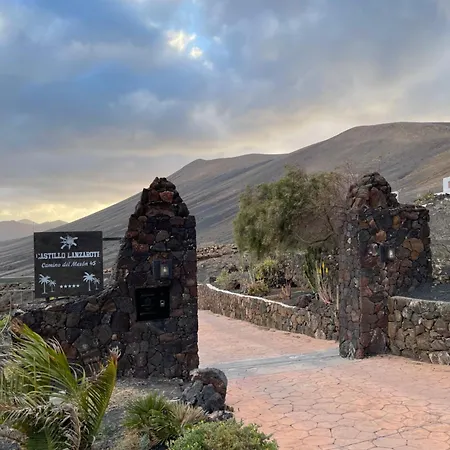בית נופש Castillo Lanzarote Winni - Luxury - Pet Friendly With Heated Pool *