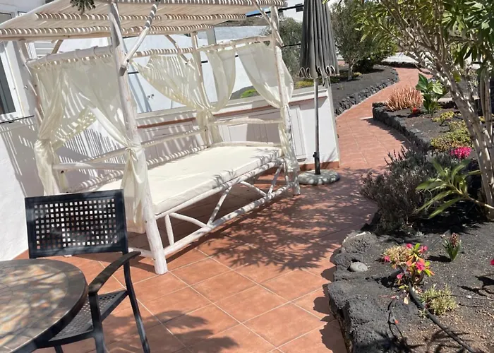 Castillo Lanzarote Winni - Luxury - Pet Friendly With Heated Pool